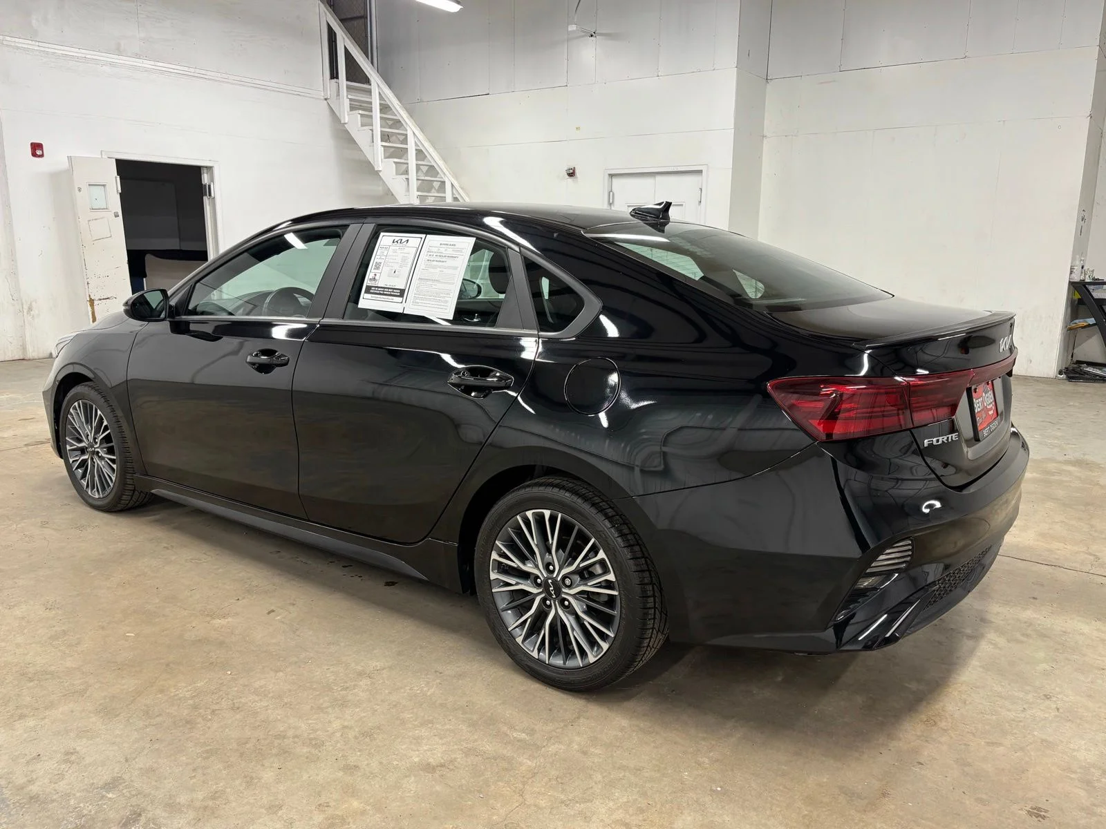 Used 2023 Black Kia GT-Line image 4