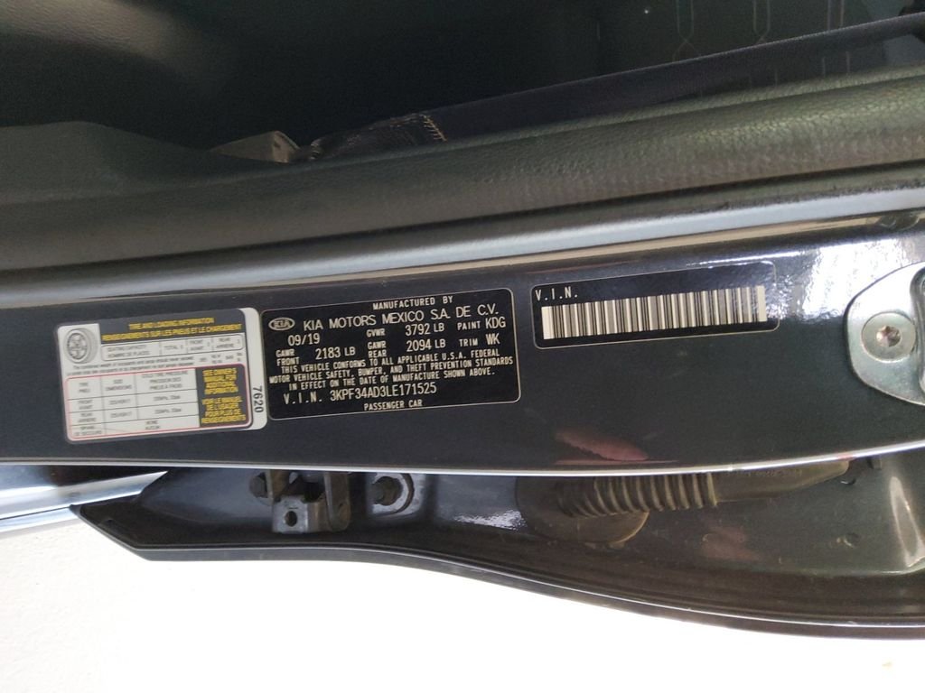 Used 2020 Gray Kia GT-Line image 20