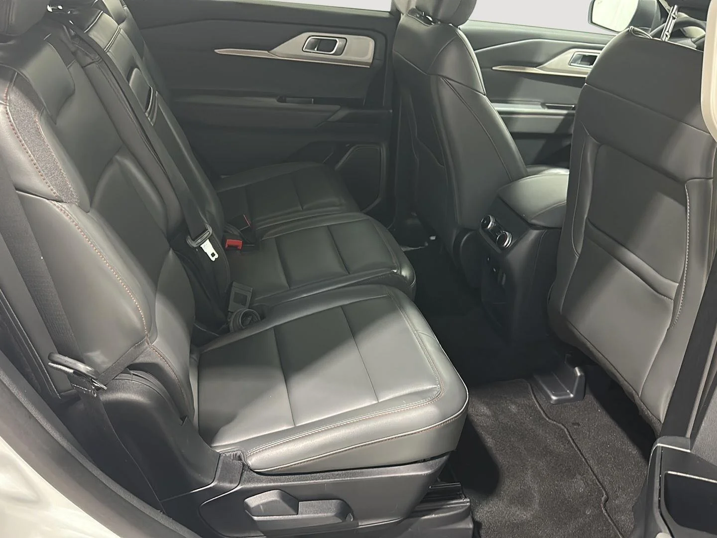 Used 2025 White Ford Active image 25