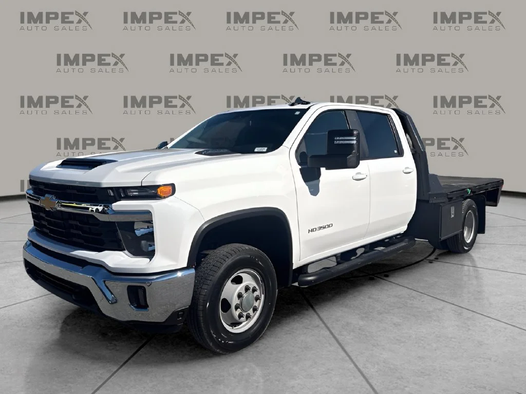 Used 2024 White Chevrolet LT image 1
