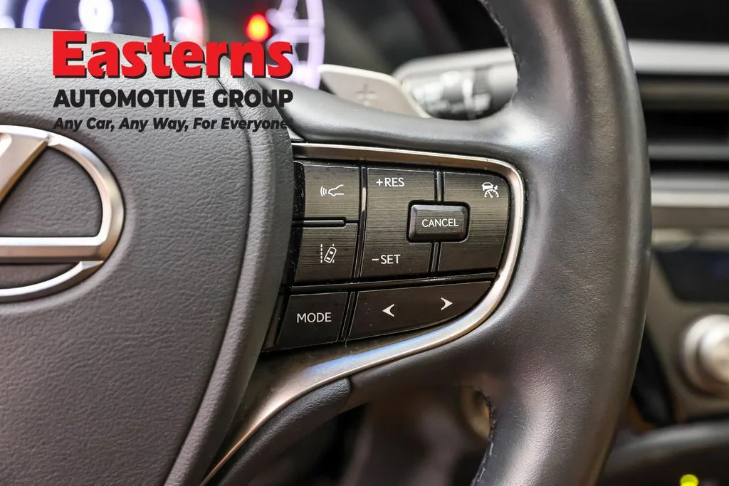 Used 2022 Silver Lexus 350 image 16