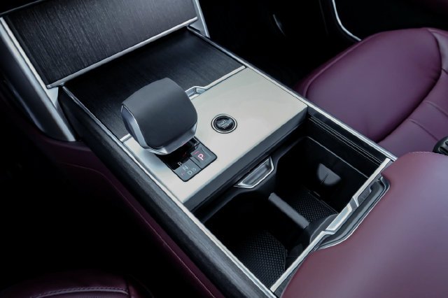 2026 Land Rover Range Rover SE - Photo 33