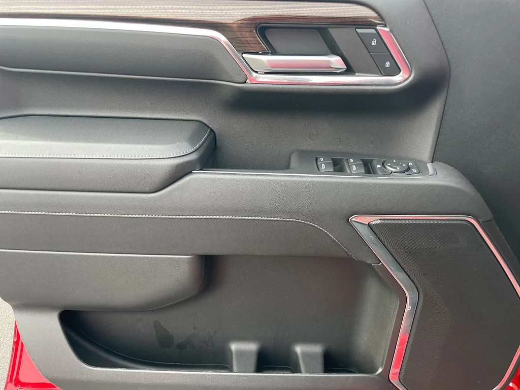 Used 2024 RED Chevrolet LT image 21
