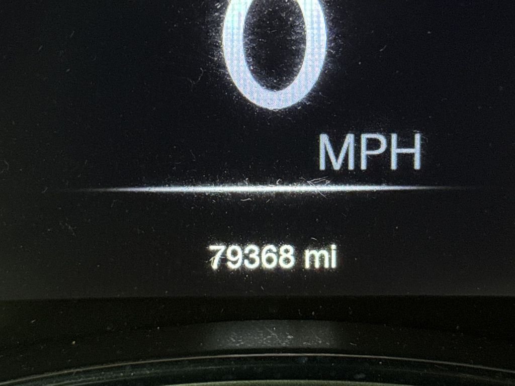Used 2019 Crystal Metallic Jeep Limited image 24