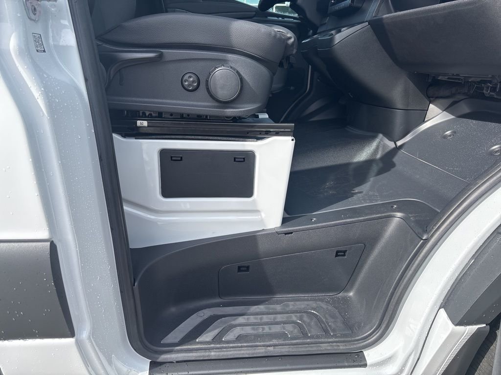 New 2026  Mercedes-Benz Crew 144 w/ Method Wheels Owl Rack image 20