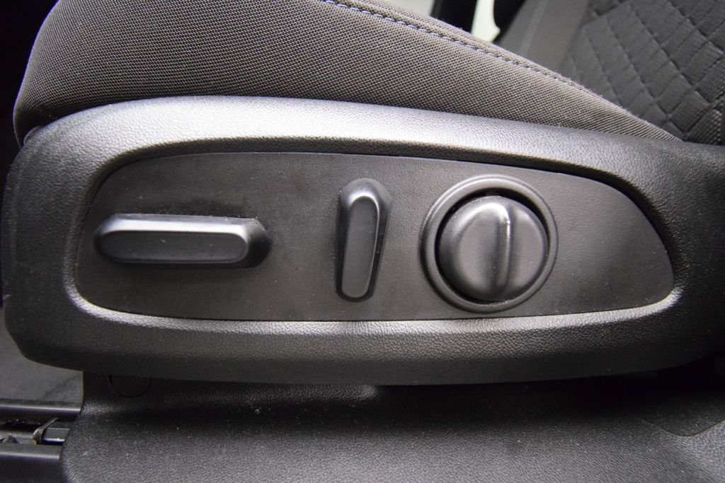 Used 2019 Black Chevrolet Base image 20