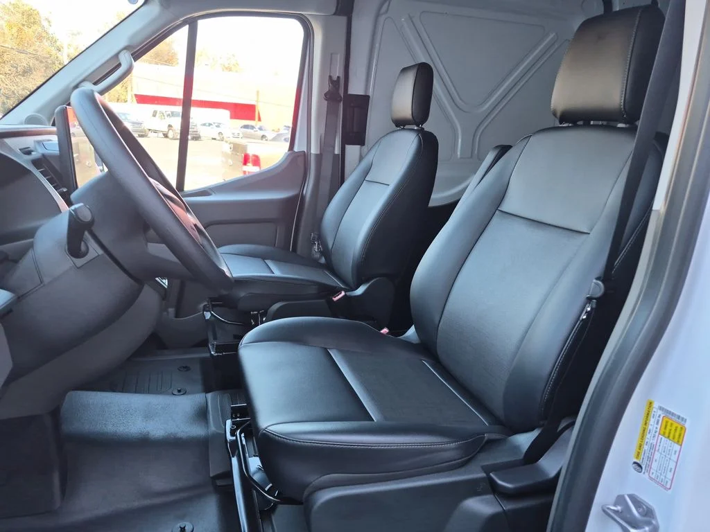 New 2026 Oxford White Ford Cargo Van image 11