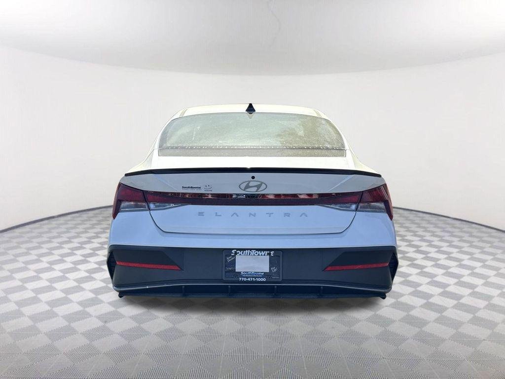 New 2026 White Hyundai SEL Sport image 6