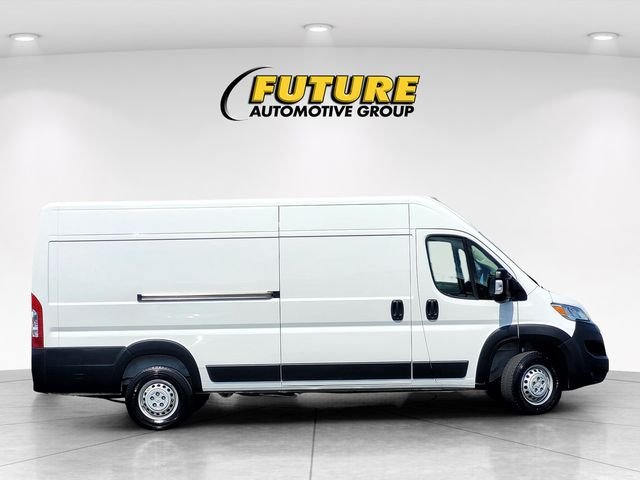Used 2025 White Ram High Roof image 3