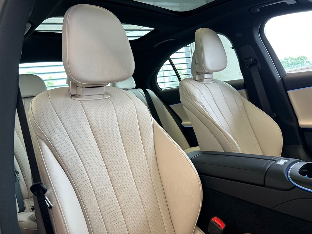 New 2027 Polar White Mercedes-Benz E 450 image 28