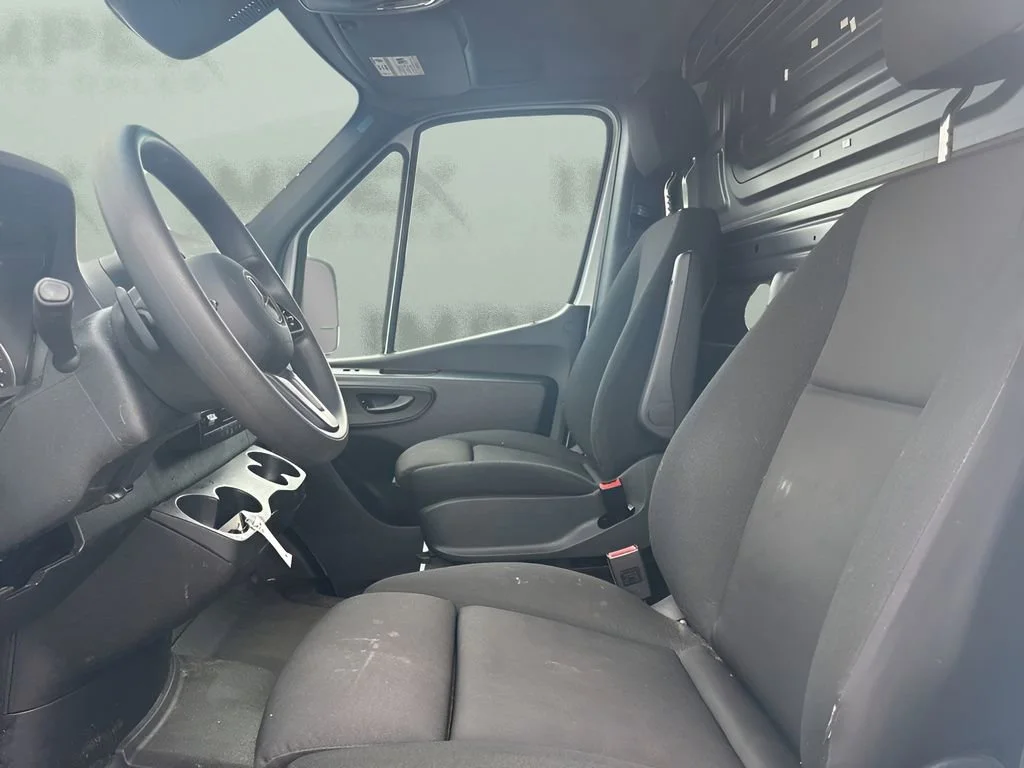 Used 2024 White Mercedes-Benz  image 7