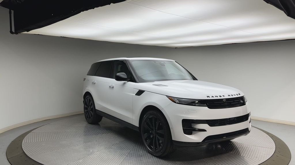 New 2026 Fuji White Land Rover SE image 8