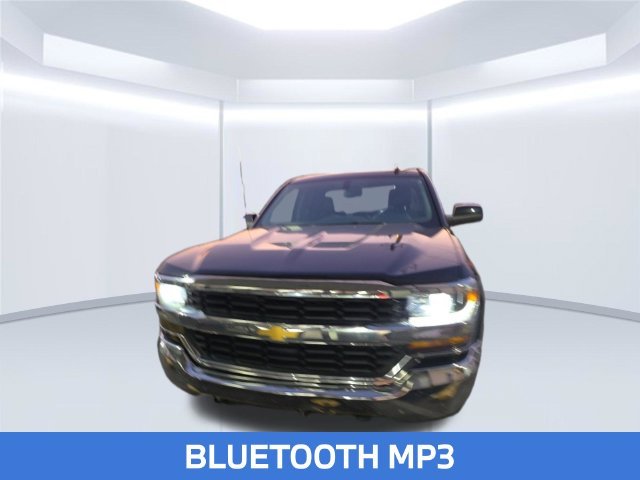 Used 2019 Black Chevrolet LT image 2
