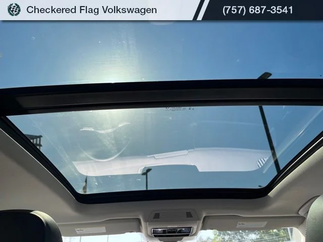 New 2026 White Volkswagen 2.0T SE image 32