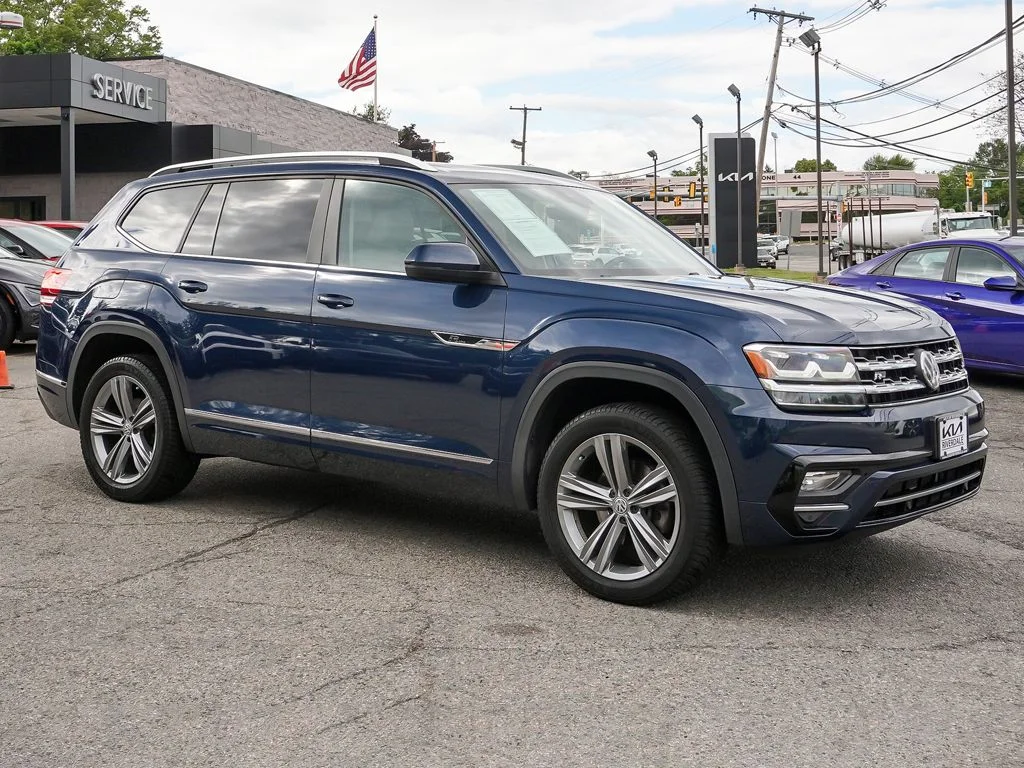 Used 2019 Volkswagen Atlas SEL R-Line with VIN 1V2RR2CAXKC507159 for sale in Riverdale, NJ