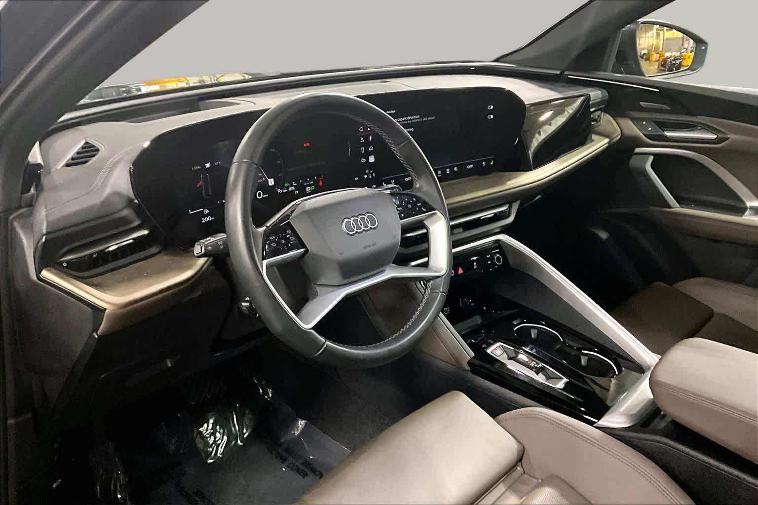 Used 2025 Tambora Gray Metallic Audi Premium Plus image 18