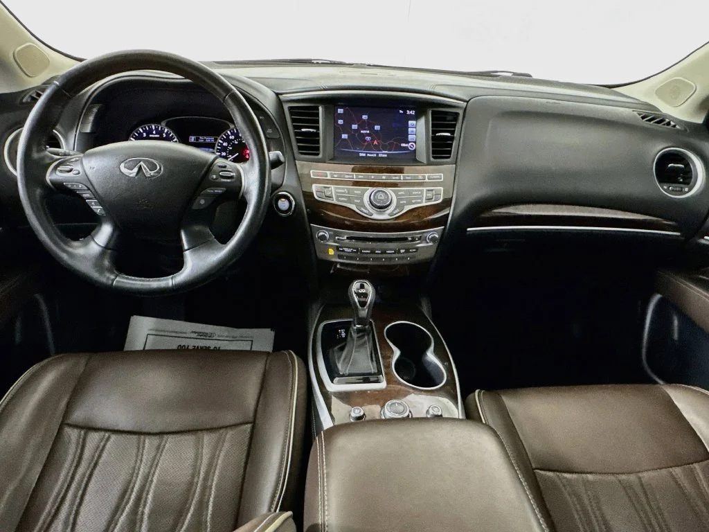 Used 2018 Black INFINITI  image 29