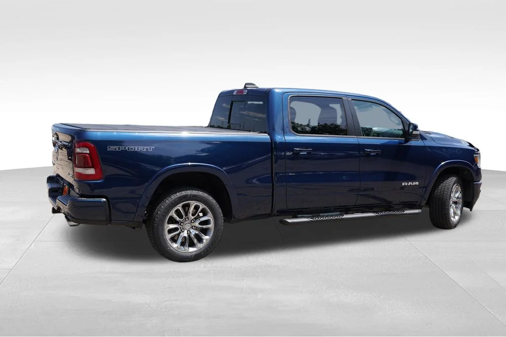 Used 2022 Patriot Blue Pearlcoat Ram Laramie image 4