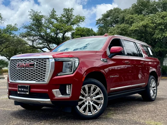 2022 GMC Yukon XL Denali