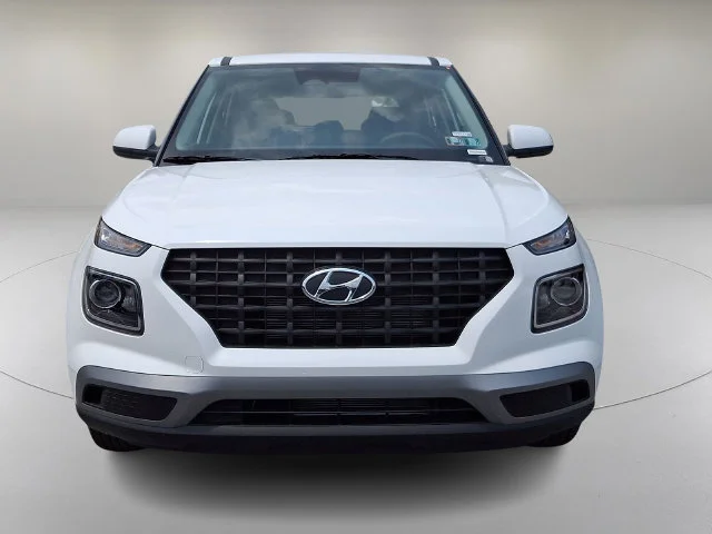 New 2026 White Hyundai SE image 2