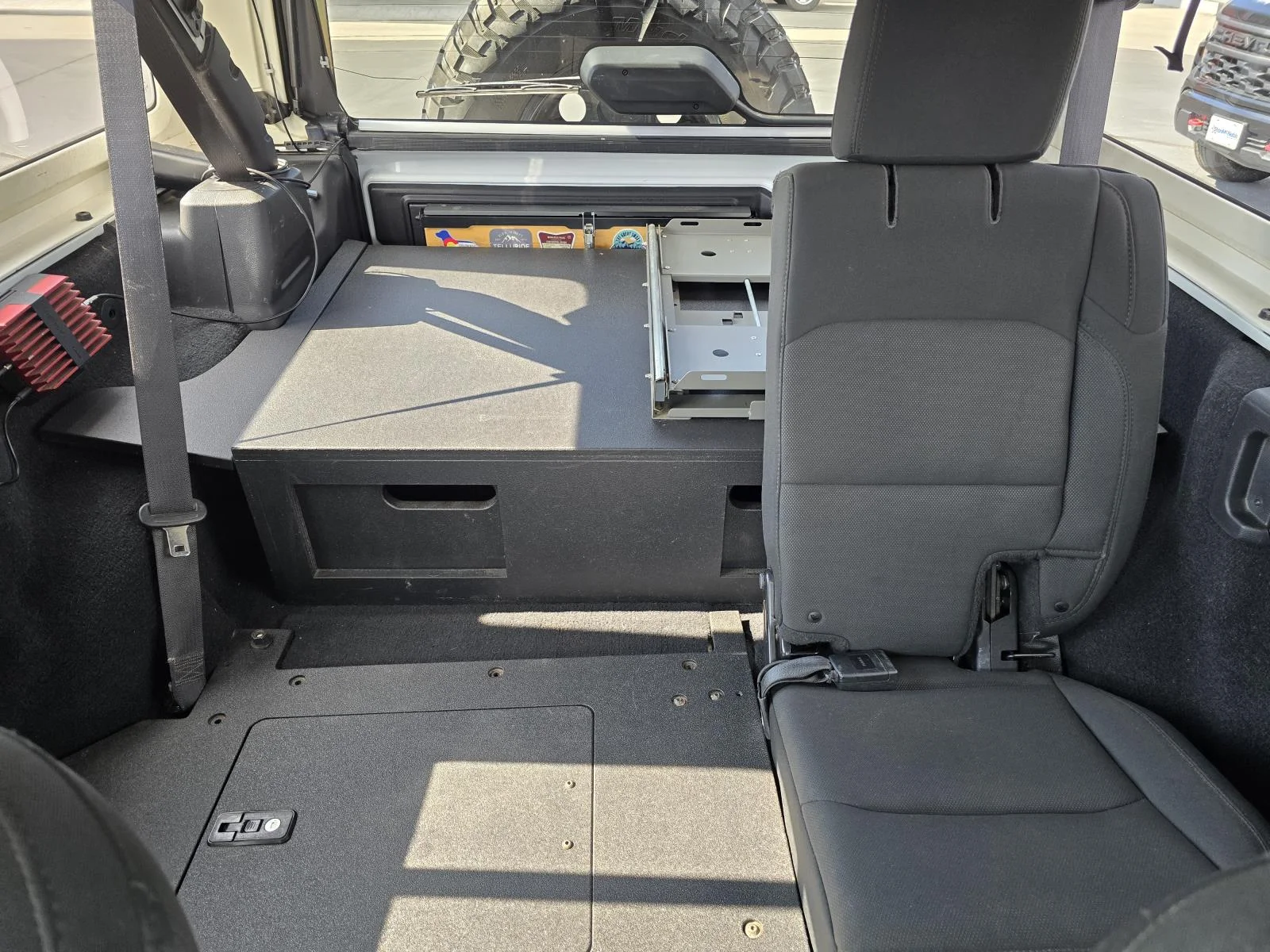 Used 2018 Bright White Clearcoat Jeep Sport S image 16