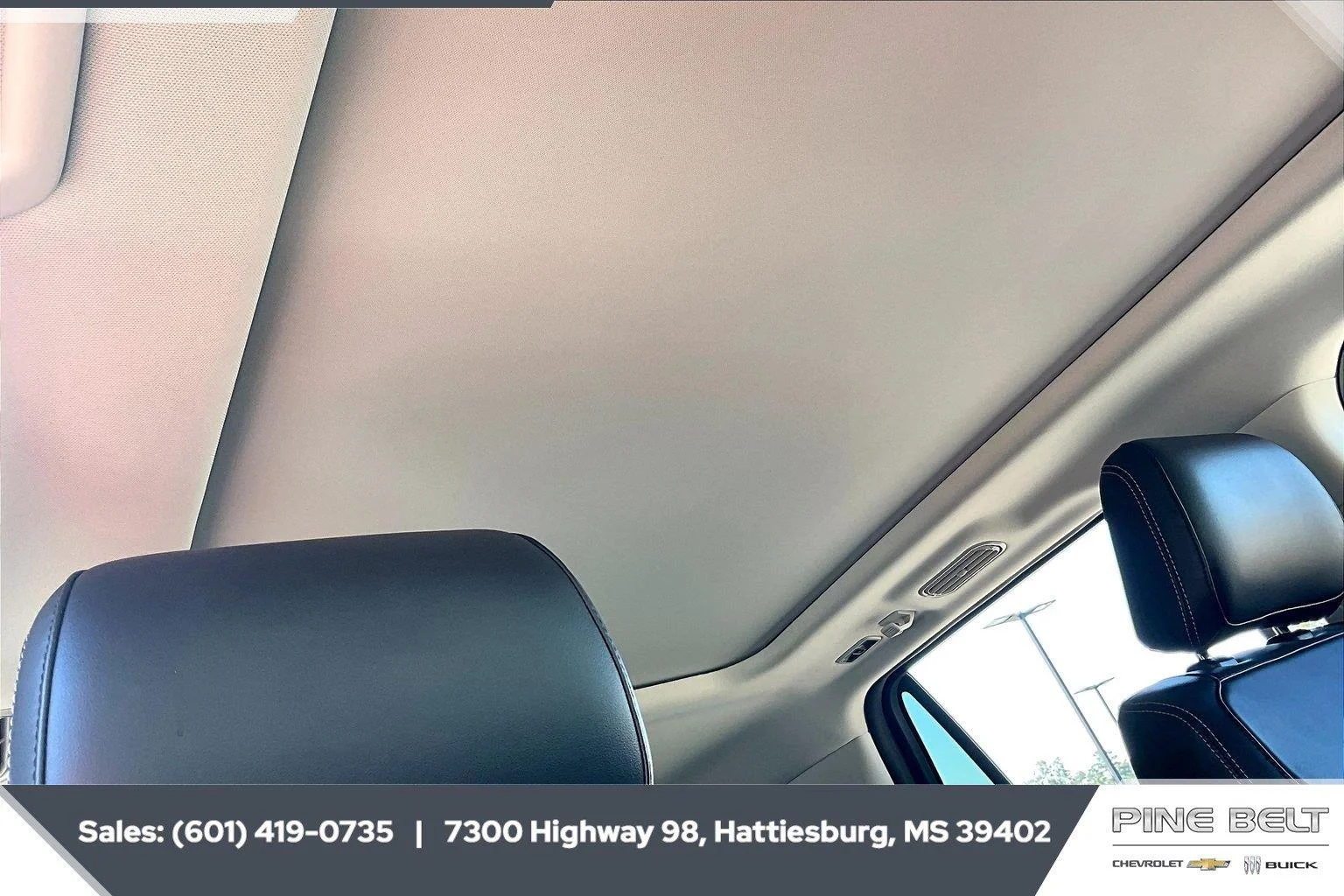 Used 2025 Oxford White Ford Platinum image 16