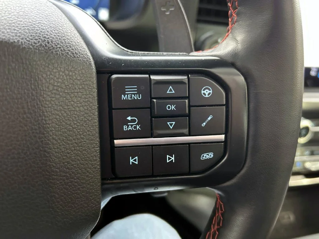 Used 2025 Gray Metallic Ford Raptor image 26