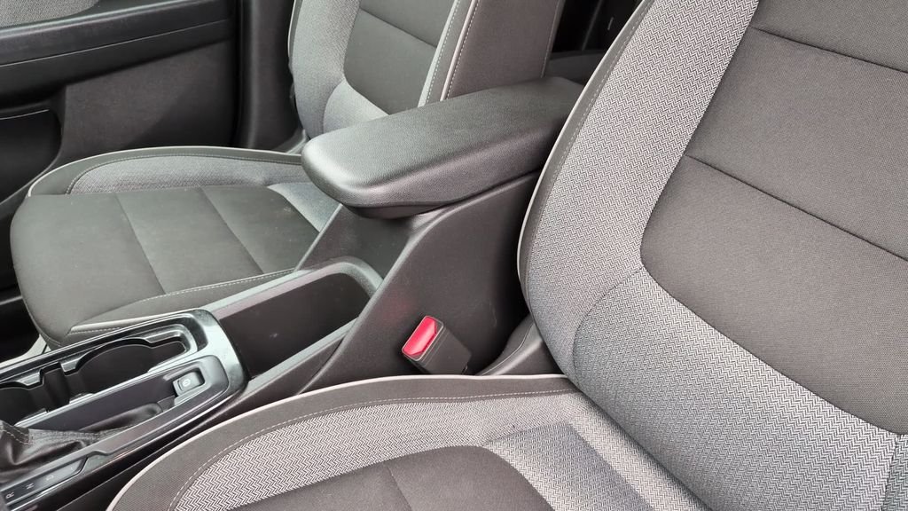Used 2025 Gray Chevrolet LT image 22