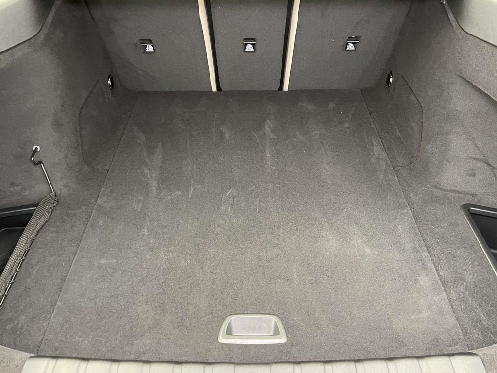 2025 BMW i4 M50 - Photo 17