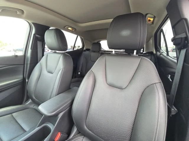 Used 2023 Black Buick Essence image 20