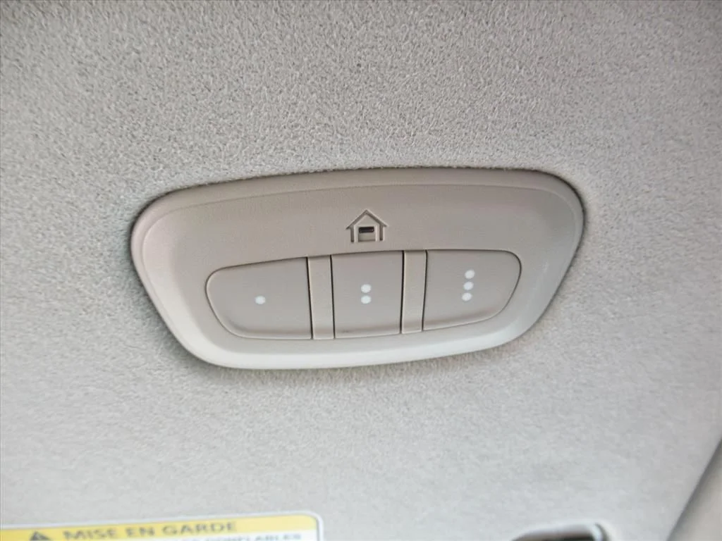 New 2026 Ivory White Tri-Coat Pearl-Coat Exterior Paint RAM Tungsten image 29