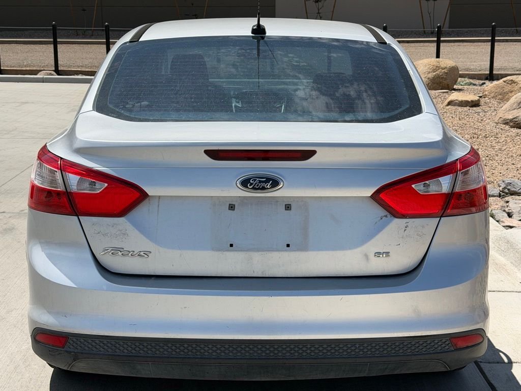 New 2012 Silver Ford SE image 6