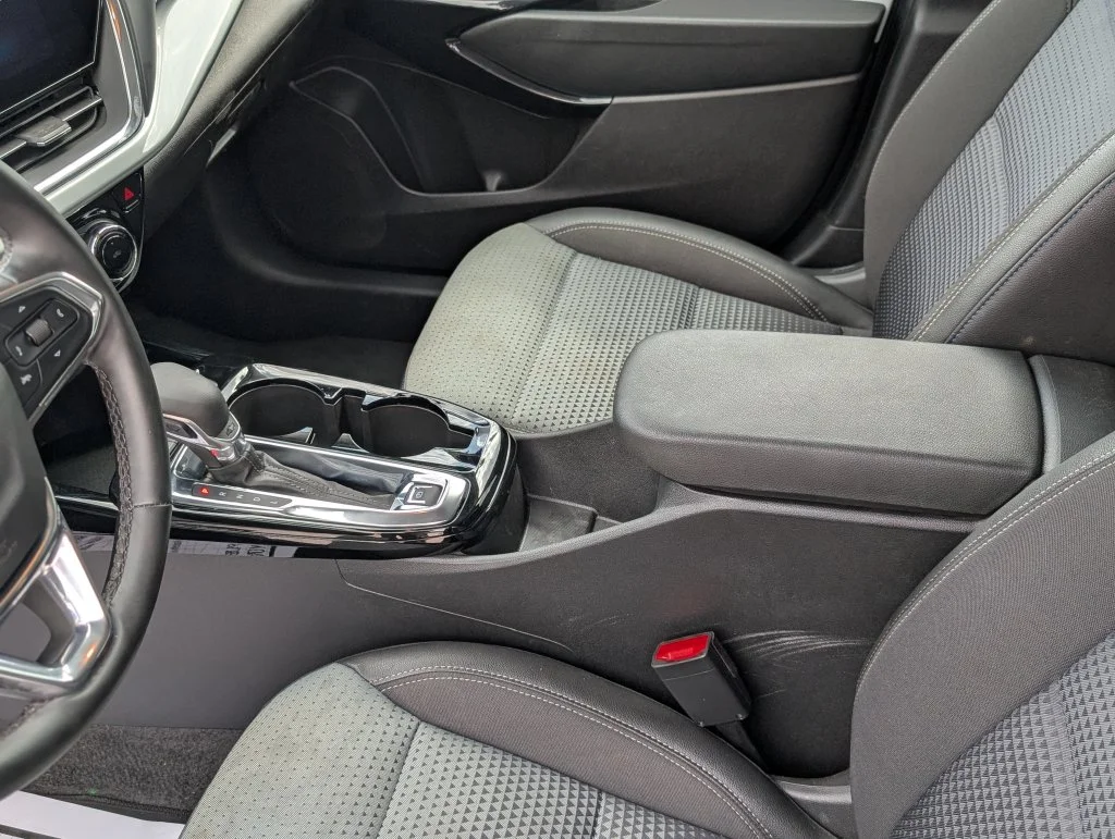 Certified Used 2025 White Chevrolet LT image 25