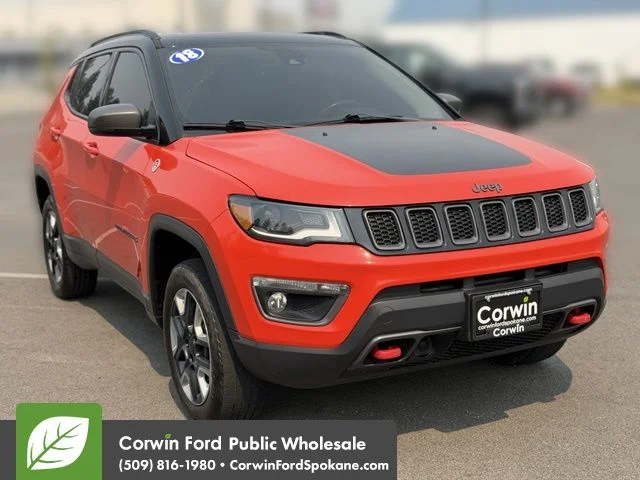 Used 2018 Spitfire Orange Clearcoat Jeep Trailhawk image 1