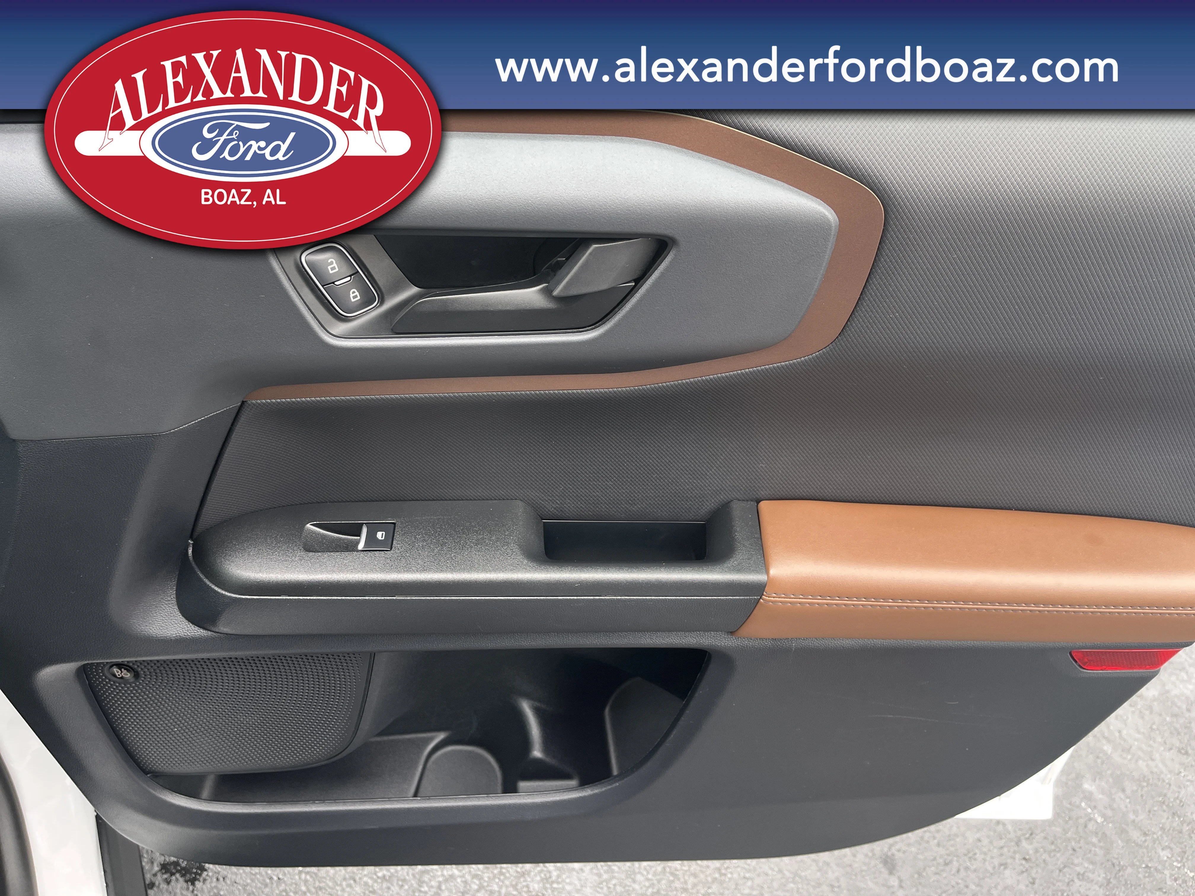 Used 2024 White Ford Outer Banks image 15