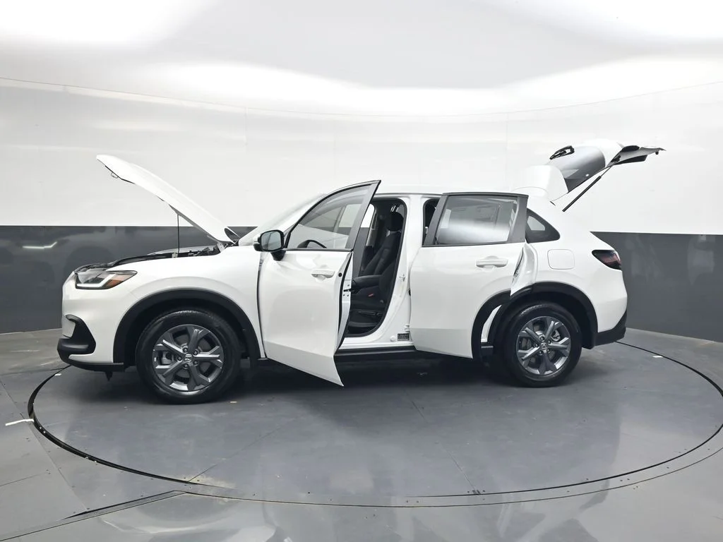 New 2026 Platinum White Pearl Honda LX image 32