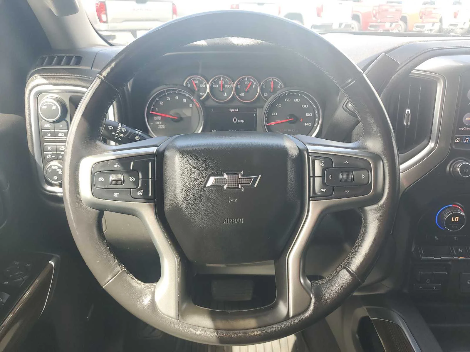 Used 2019 BLACK Chevrolet RST image 14