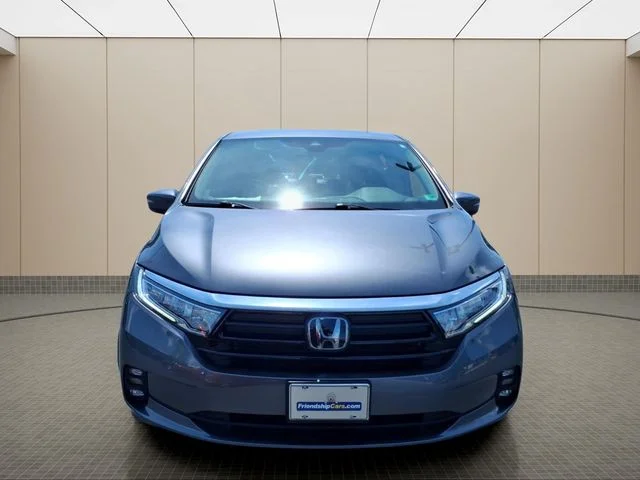 Used 2024 Gray Honda EX-L image 4