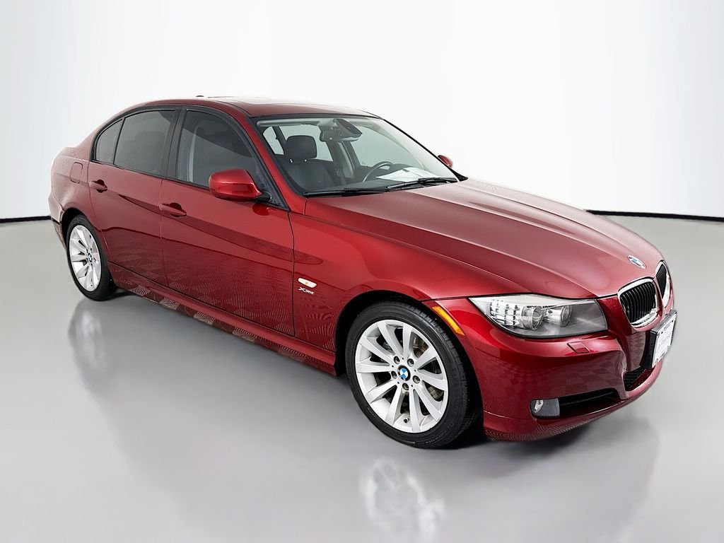 Used 2011 Red BMW 328i xDrive image 7