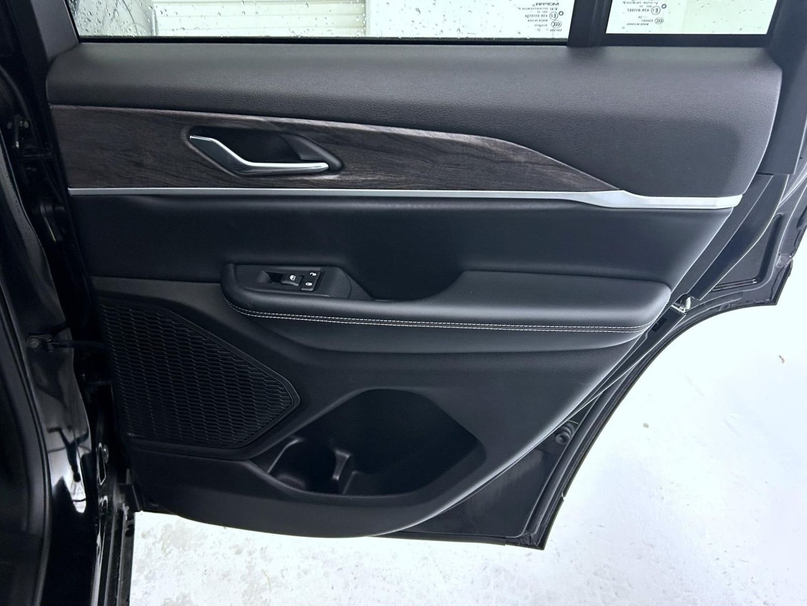 2024 Jeep Grand Cherokee Limited - Photo 17