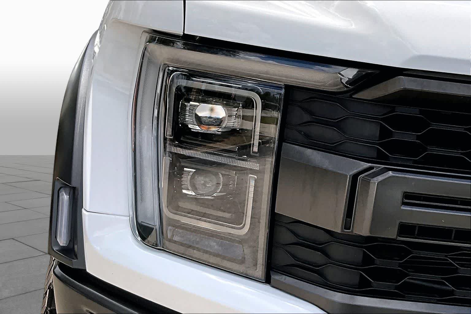 Used 2023 Oxford White Ford Raptor image 28