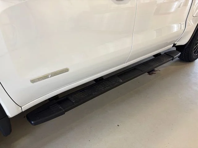 New 2026 Summit White GMC Elevation image 17