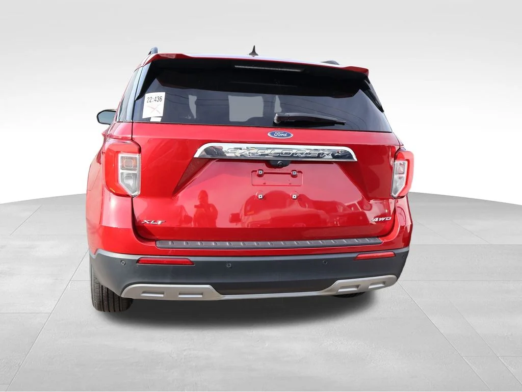 Certified Used 2022 Red Metallic Ford XLT image 16