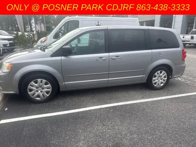 Used 2015 Silver Dodge SE image 2