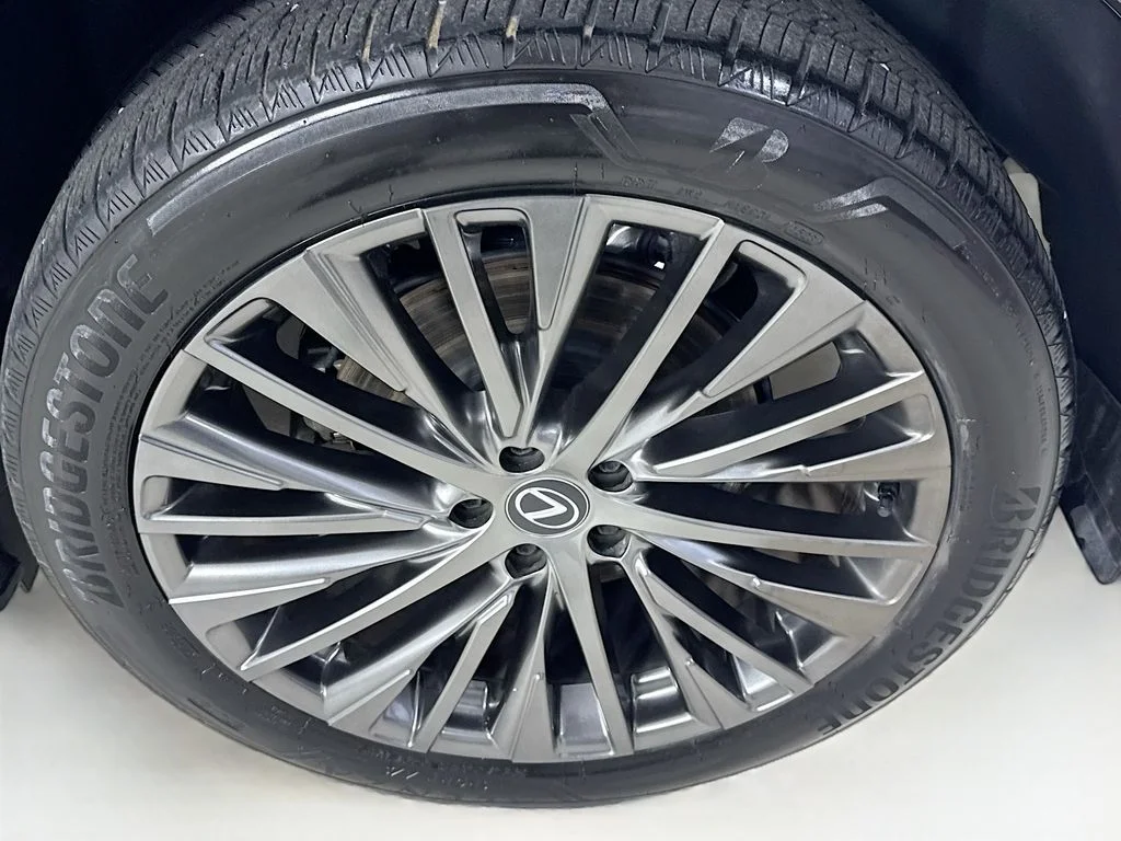 Used 2023 Gray Lexus 350 Luxury image 43