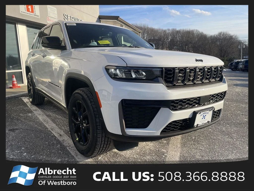 New 2026 Bright White Clear-Coat Exterior Paint Jeep Altitude image 7