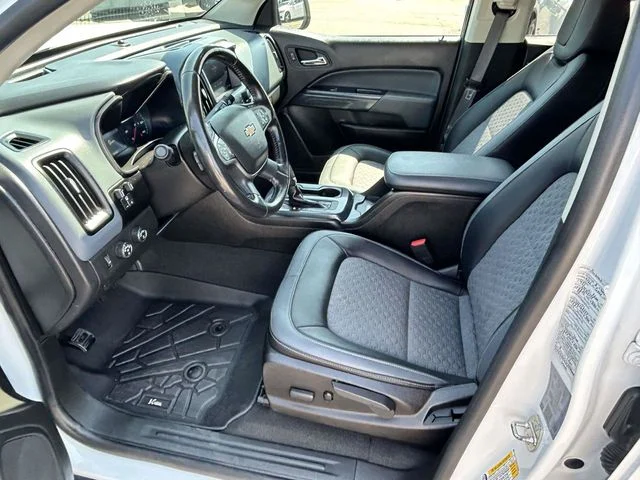 Used 2021 Summit White Chevrolet Z71 image 14