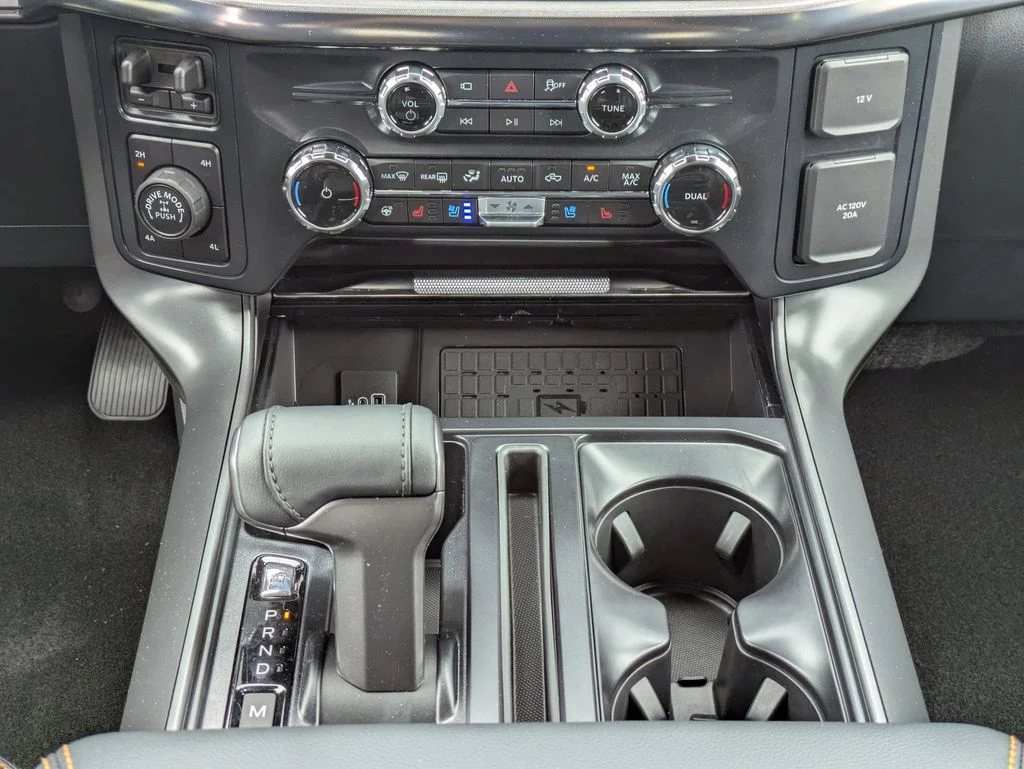 New 2026 Agate Black Metallic Ford Tremor image 18