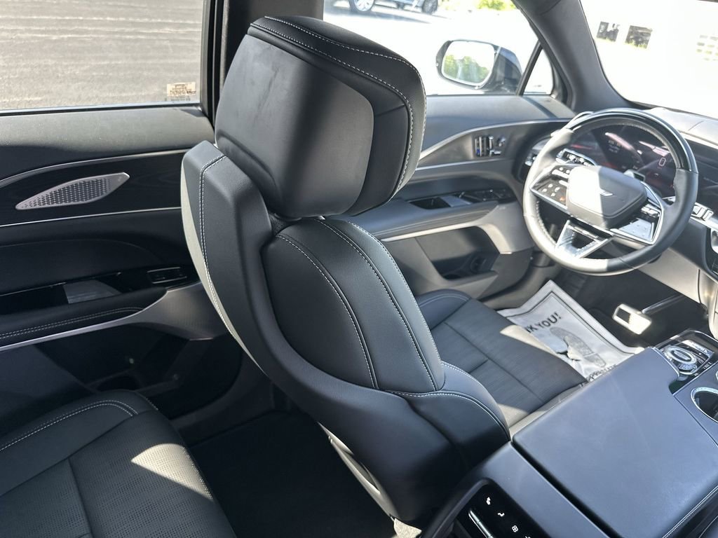 2026 Cadillac LYRIQ V - Photo 15