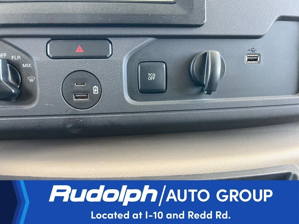 Used 2022 Oxford White Ford Base image 20